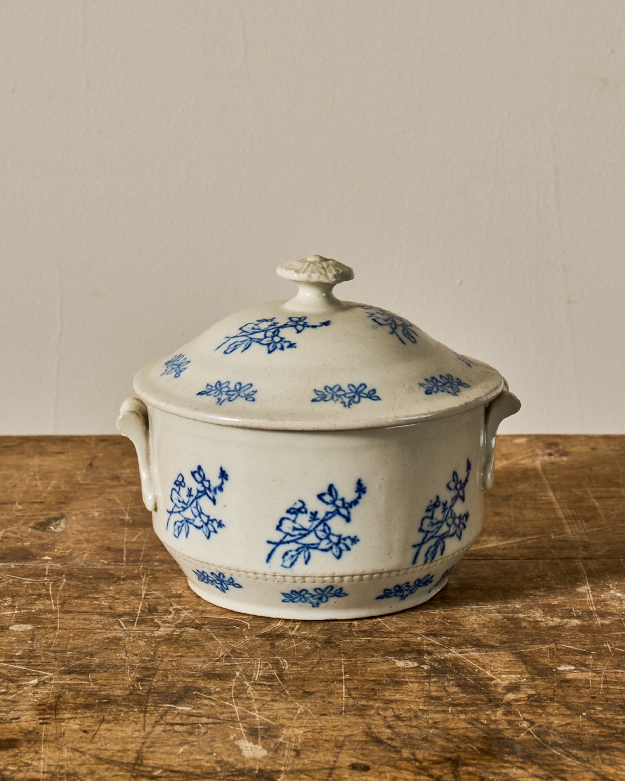 Saint Uze Sugar Pot – Sylvie