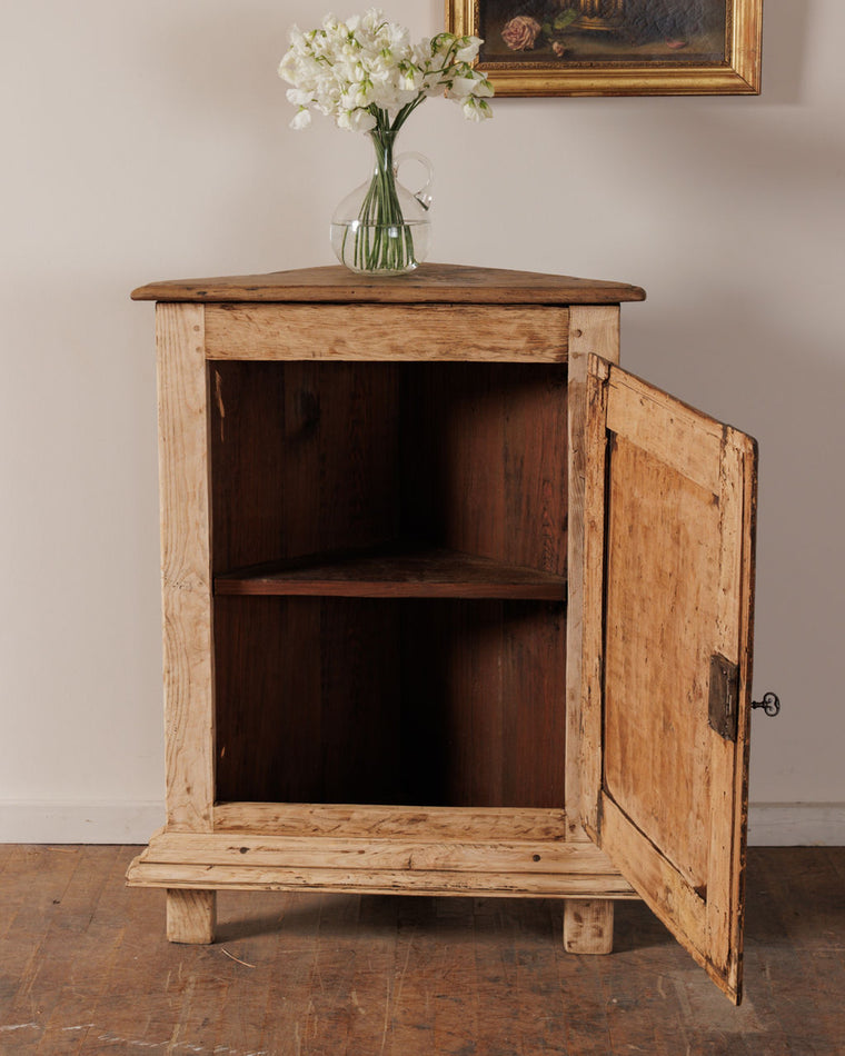 Alps Corner Cupboard