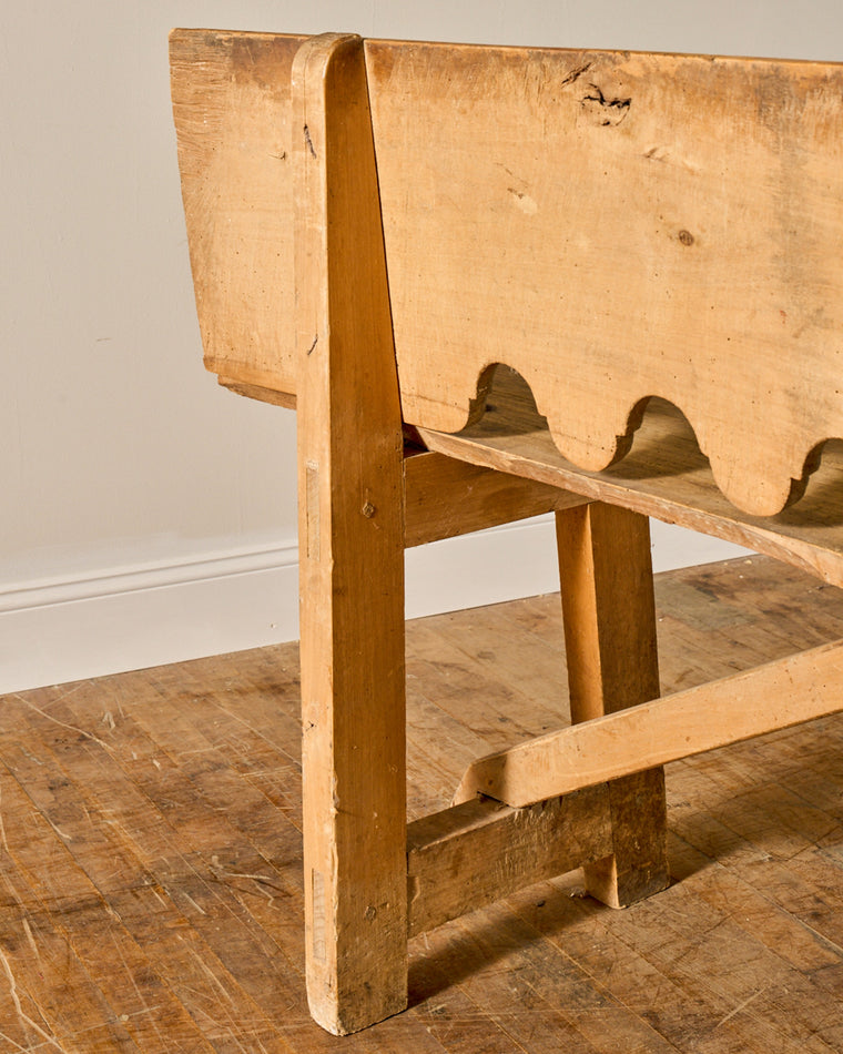 Spanish Scallop Bench