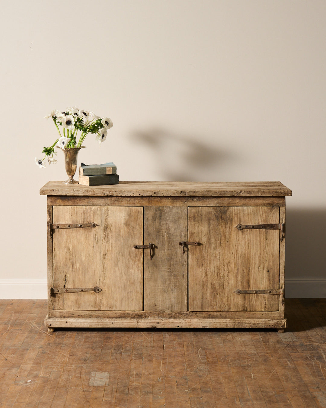 Catalan Sideboard
