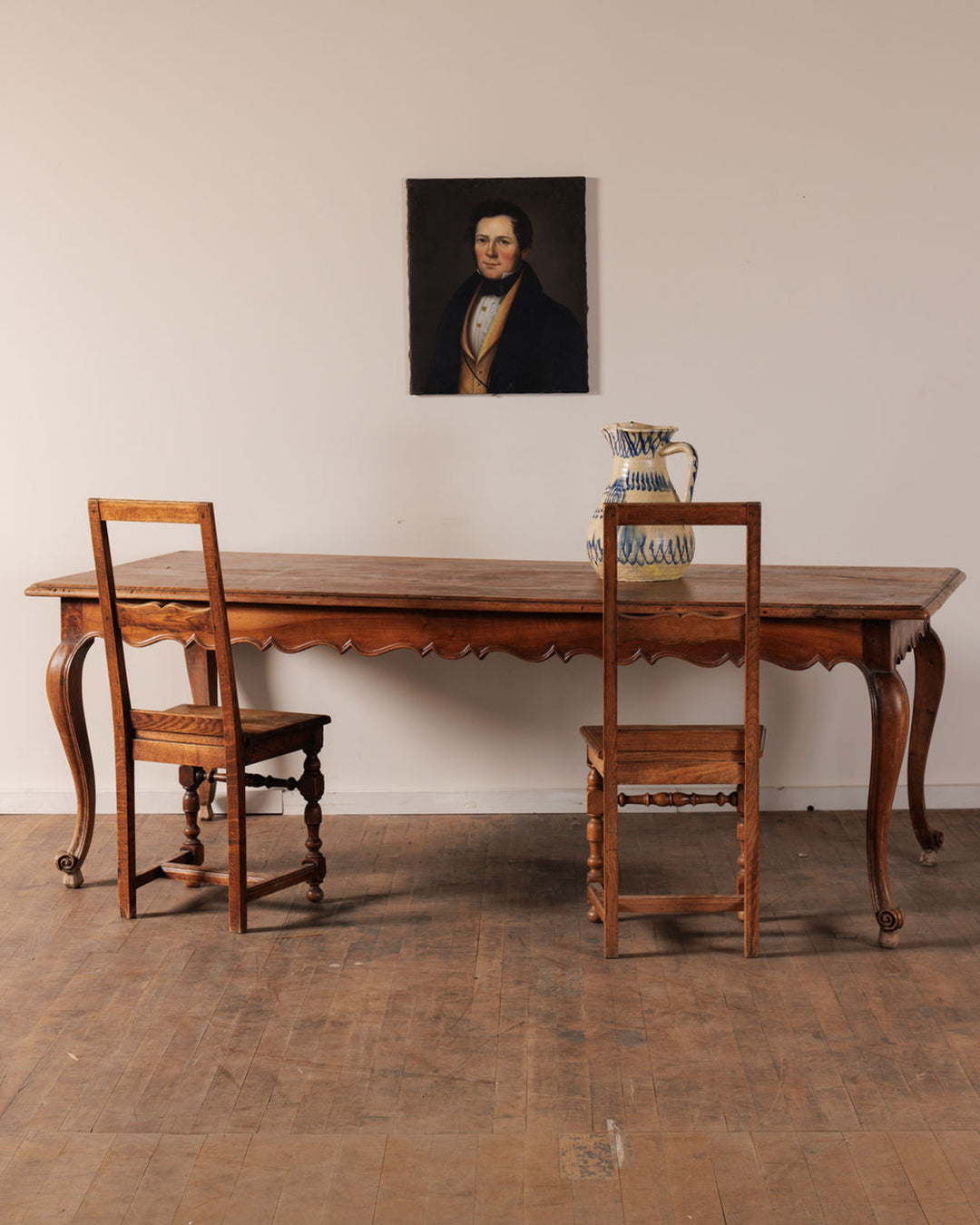 Scallop Dining Table