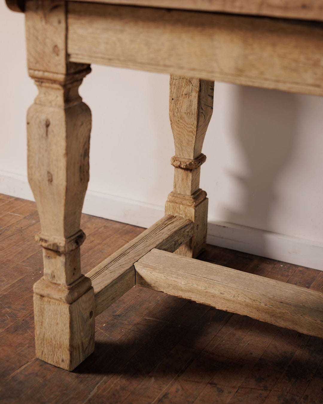 Oak Farm Table