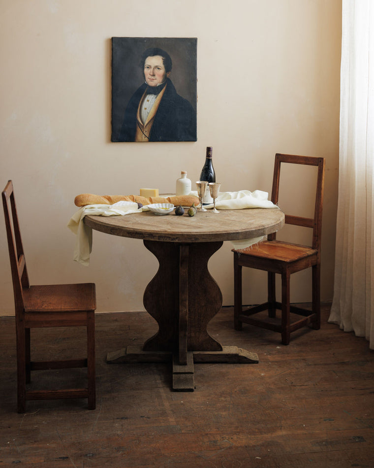 Oak Round Dining Table