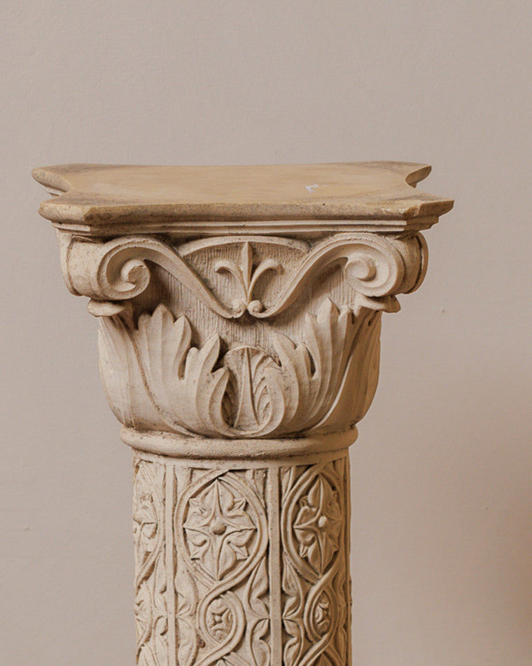 Chateau Column