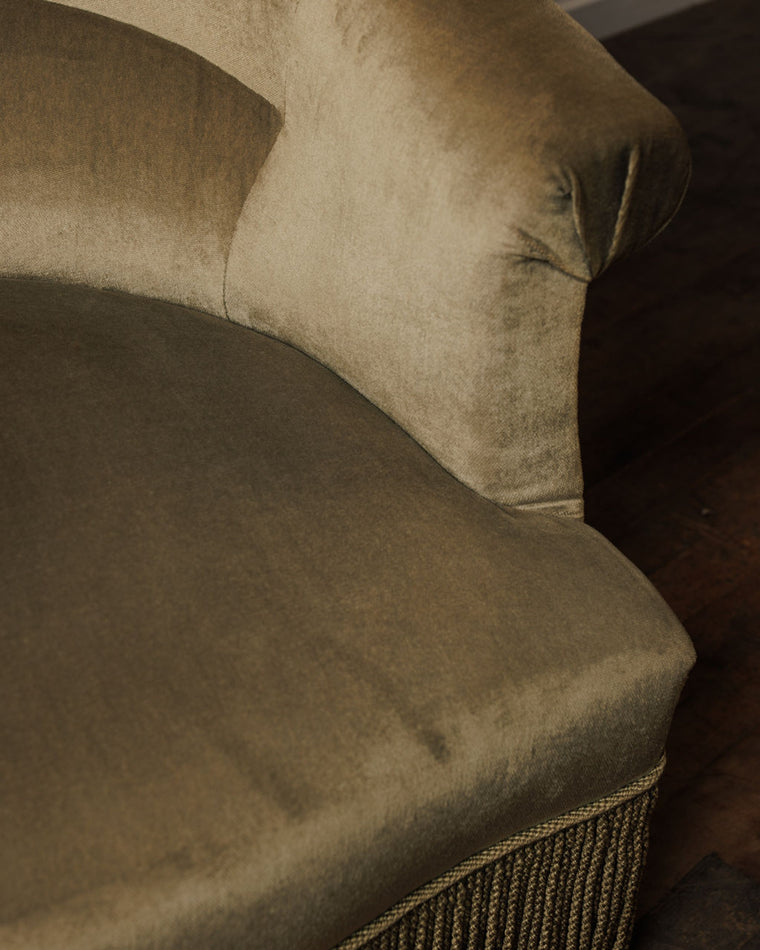 Napoleon Loveseat