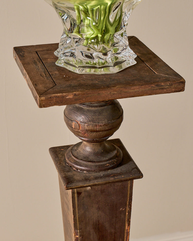 Portugese Pedestal