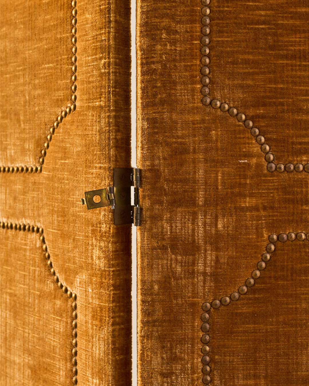 Antique Mustard Screen