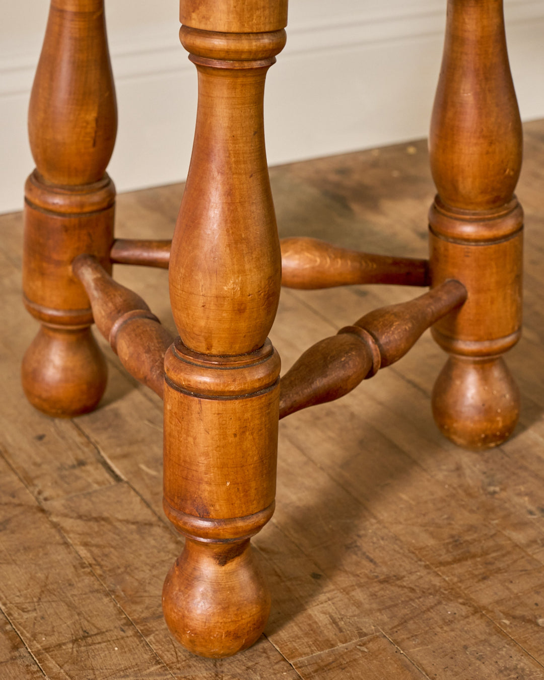 Triangle Rush Stool
