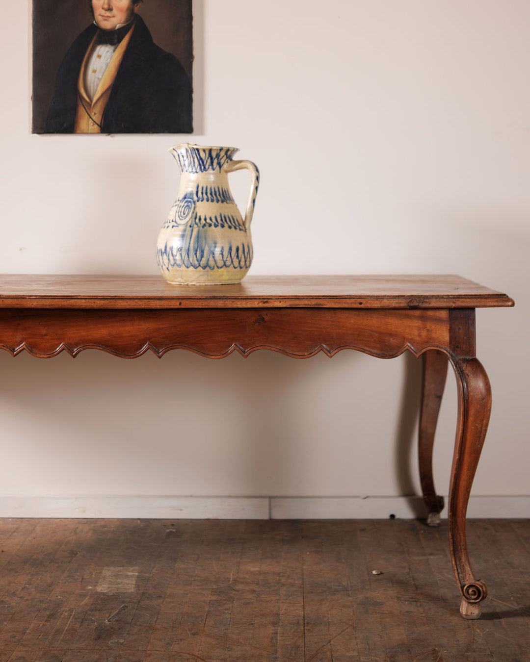 Scallop Dining Table