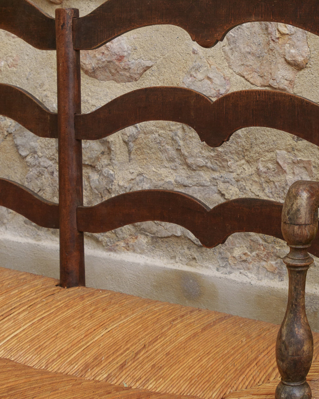 Antique Rush Bench