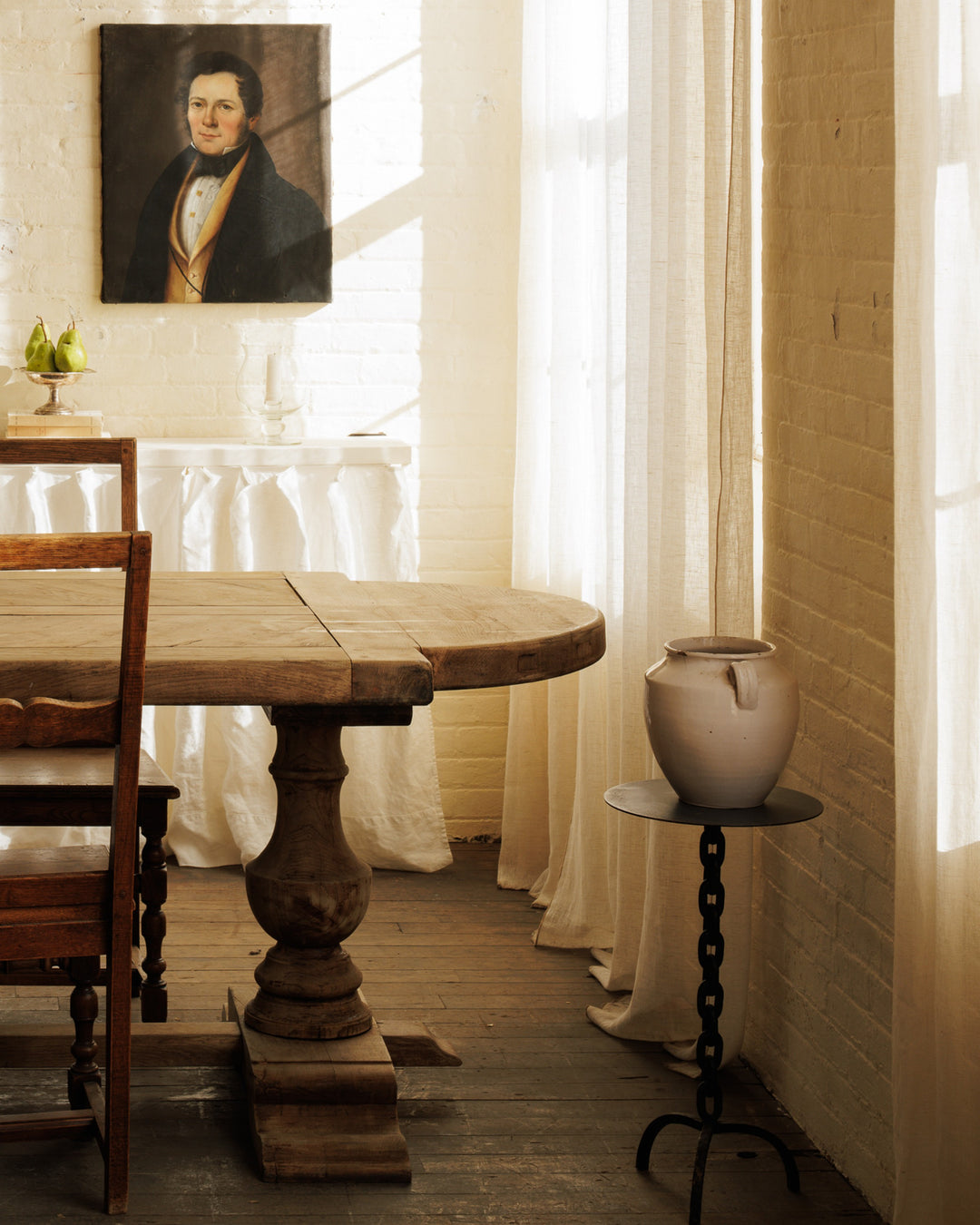 Chain Spanish Martini Table