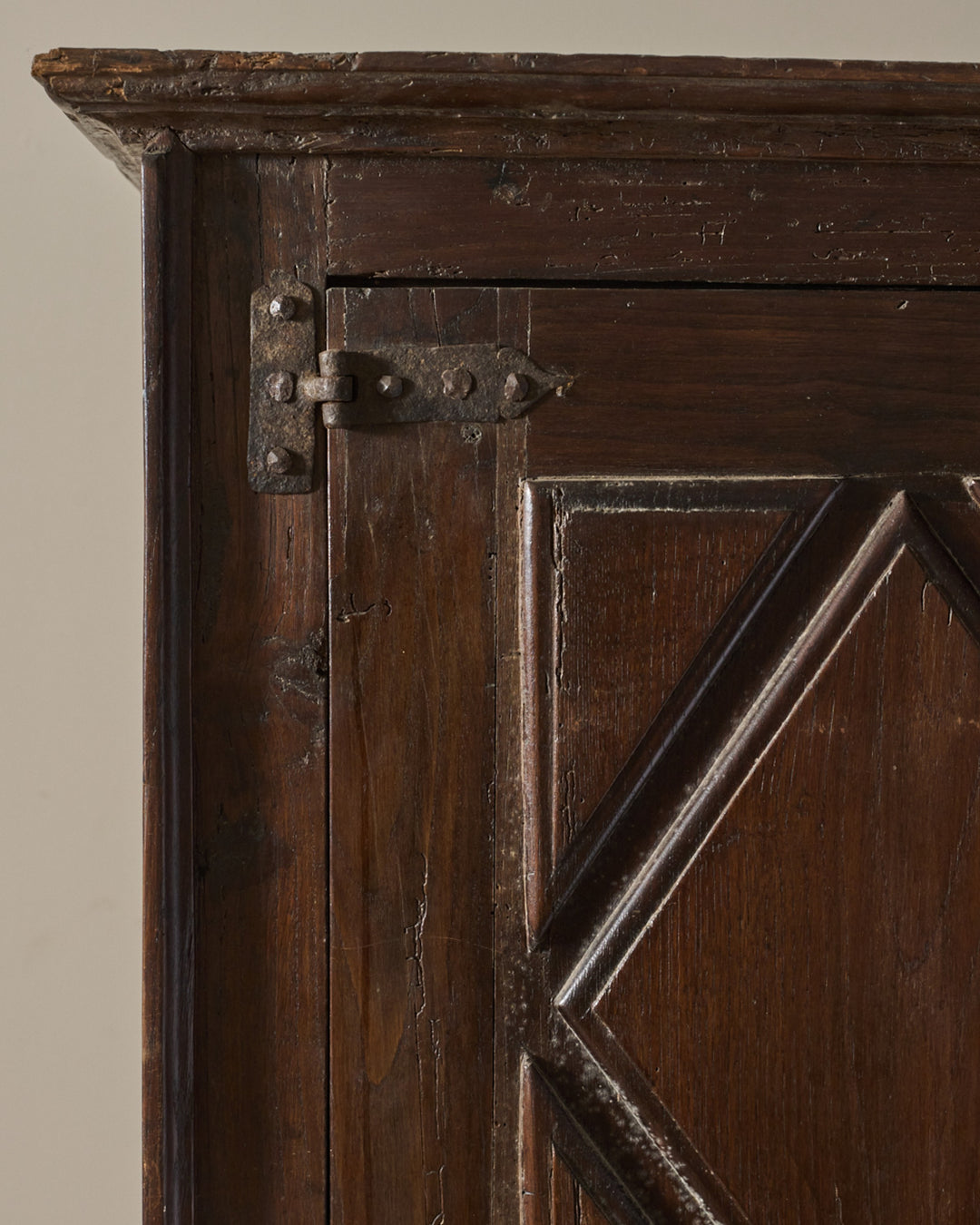 18th c. Portuguese Cabinet