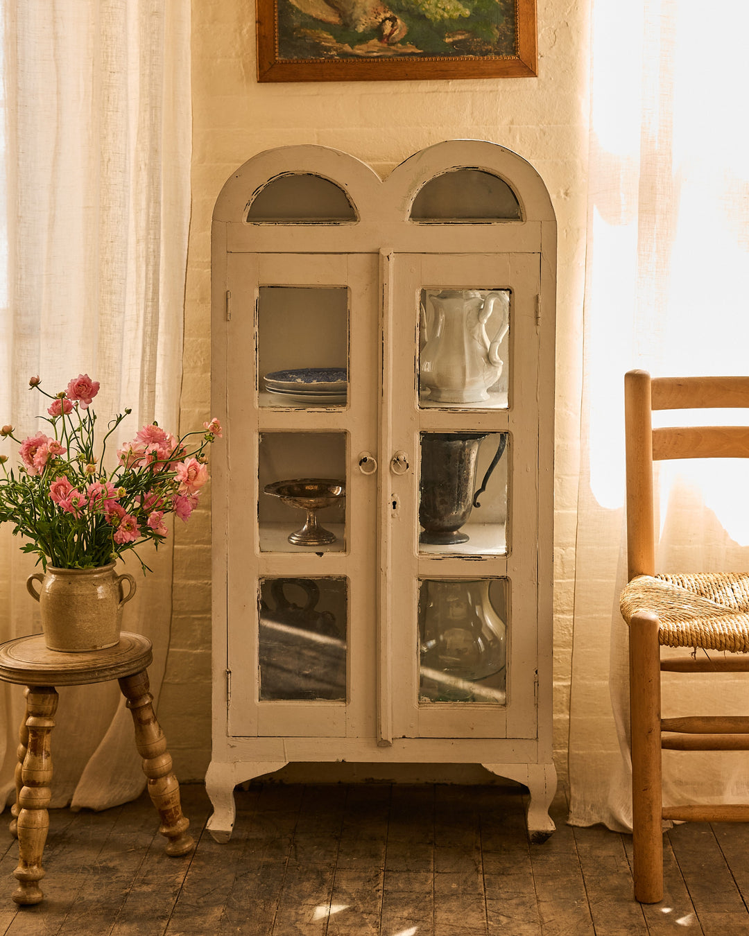 Scallop Cupboard