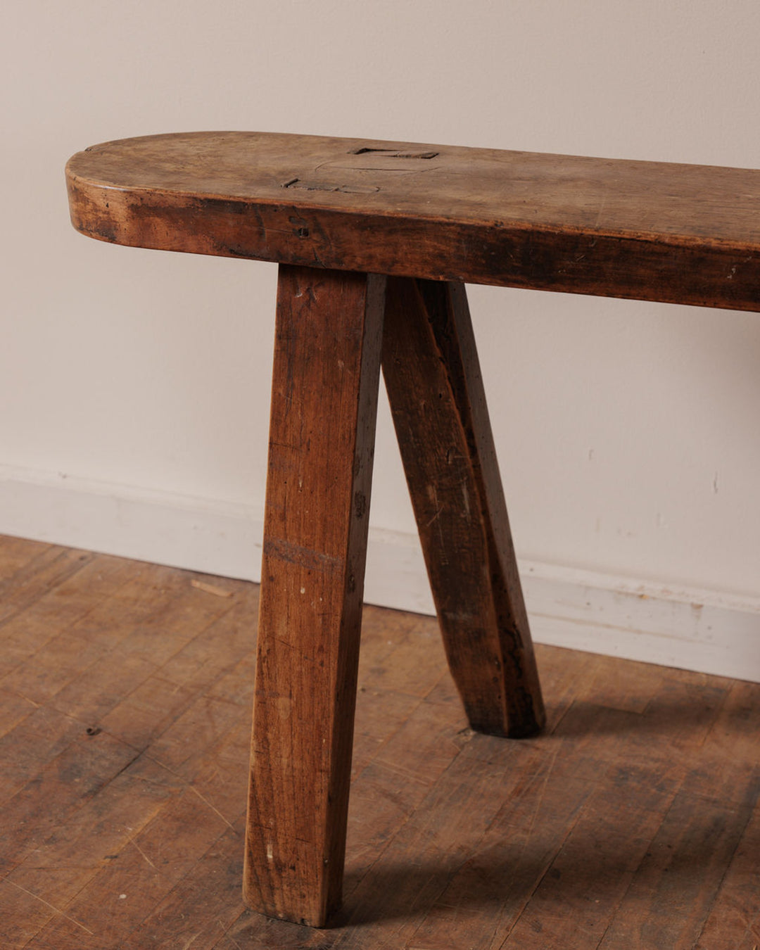 Petit Bench