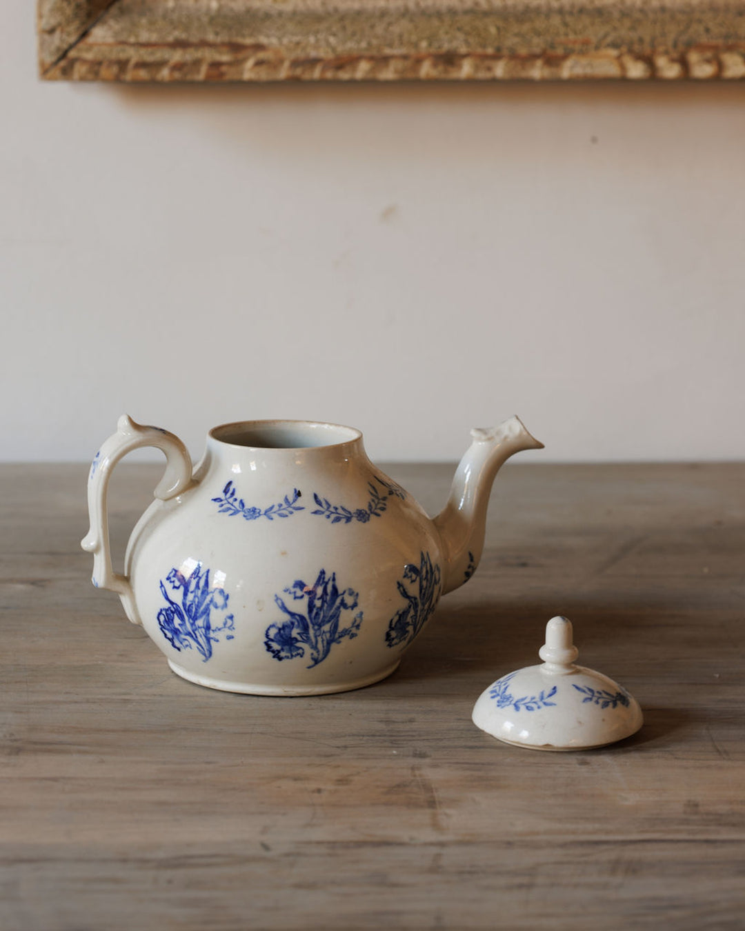 Saint Uze Tea pot