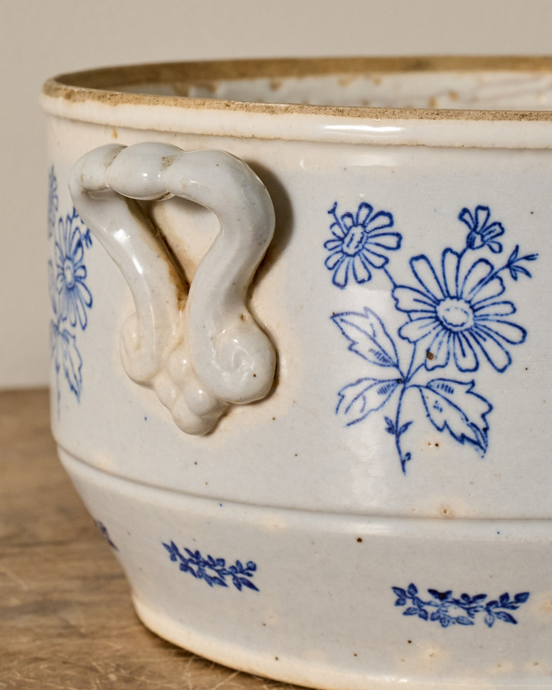Saint Uze Tureen