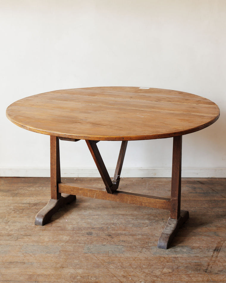 Large Wine Tasting Table