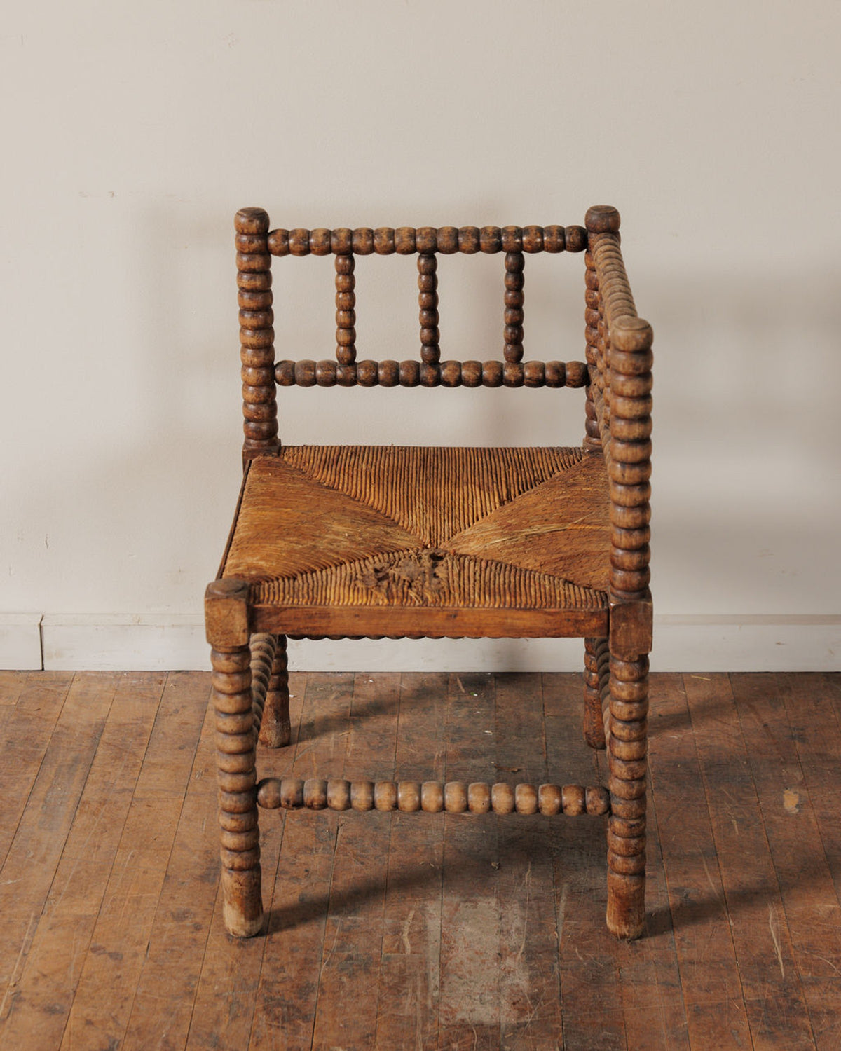 Corner Bobbin Chair
