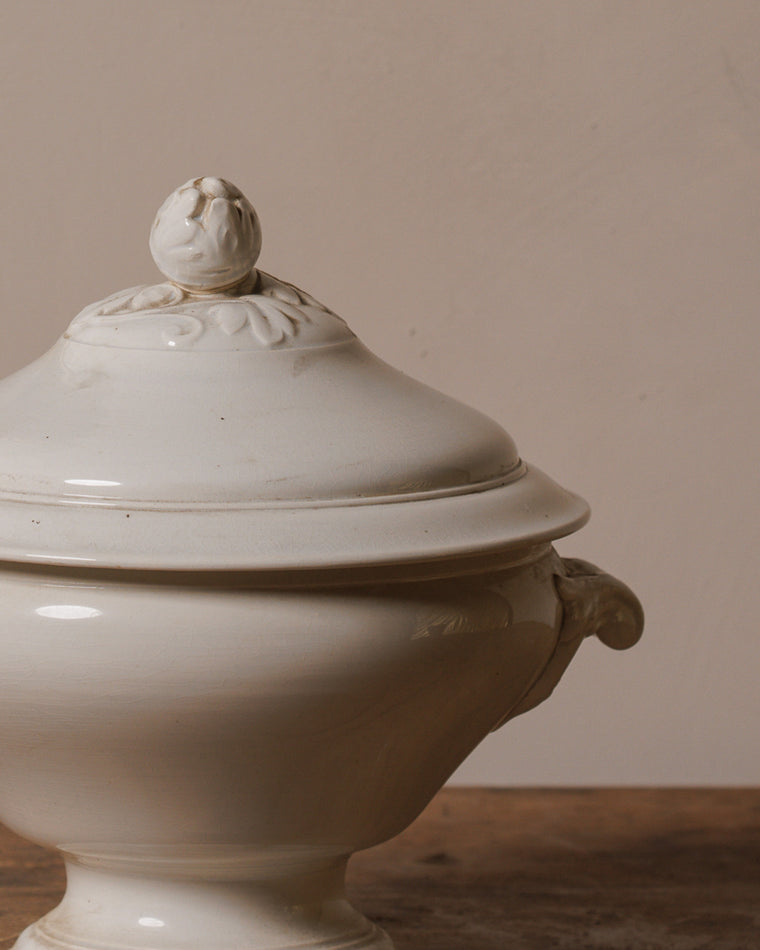 Toureen with Lid