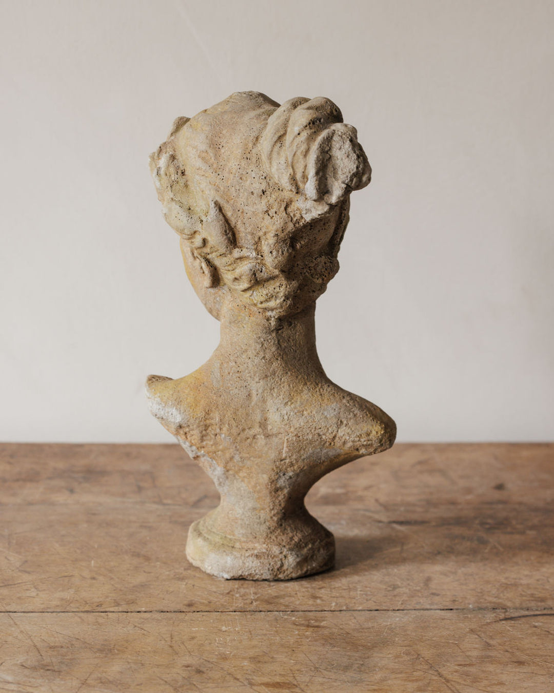 Mademoiselle Bust