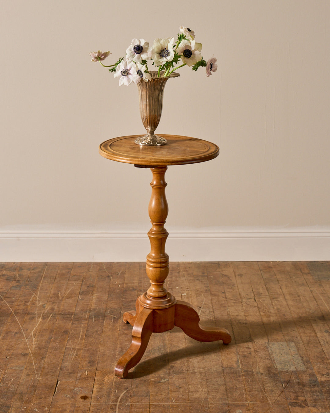 French Pedestal Table