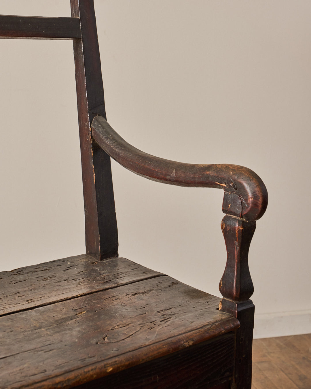 18th c. Salt Box Chair