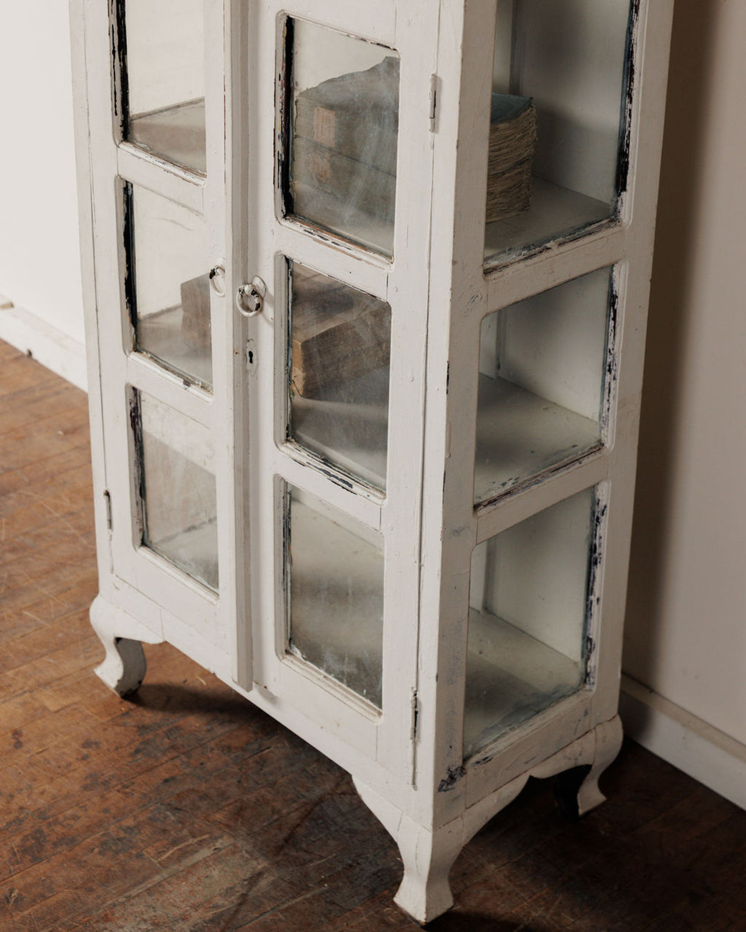 Scallop Cupboard