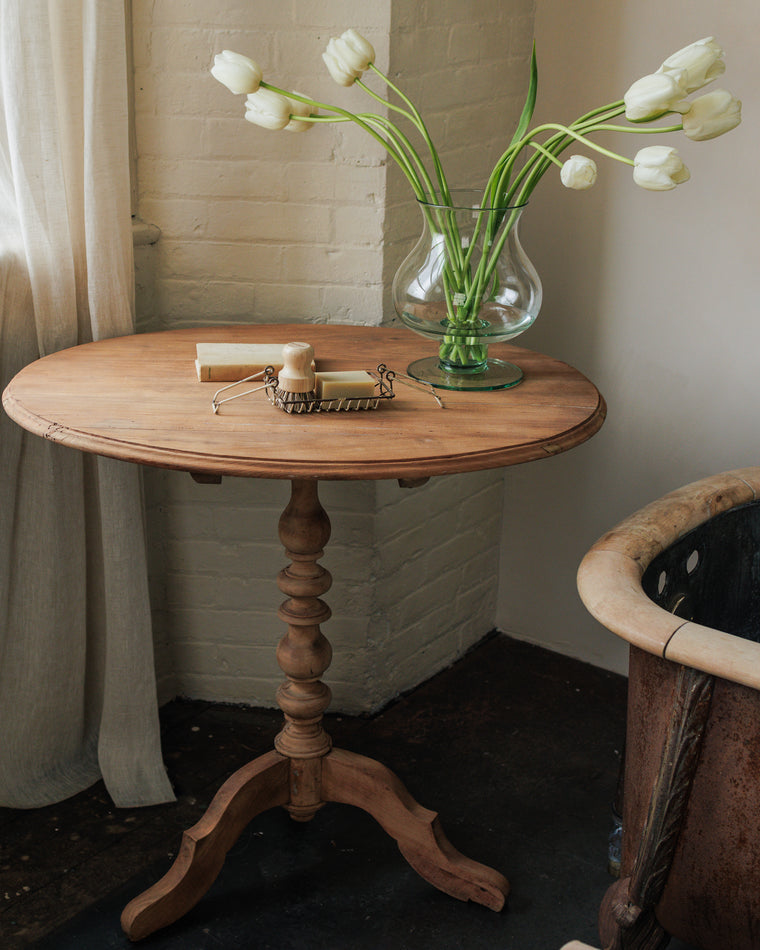 Chateau Pedestal Table