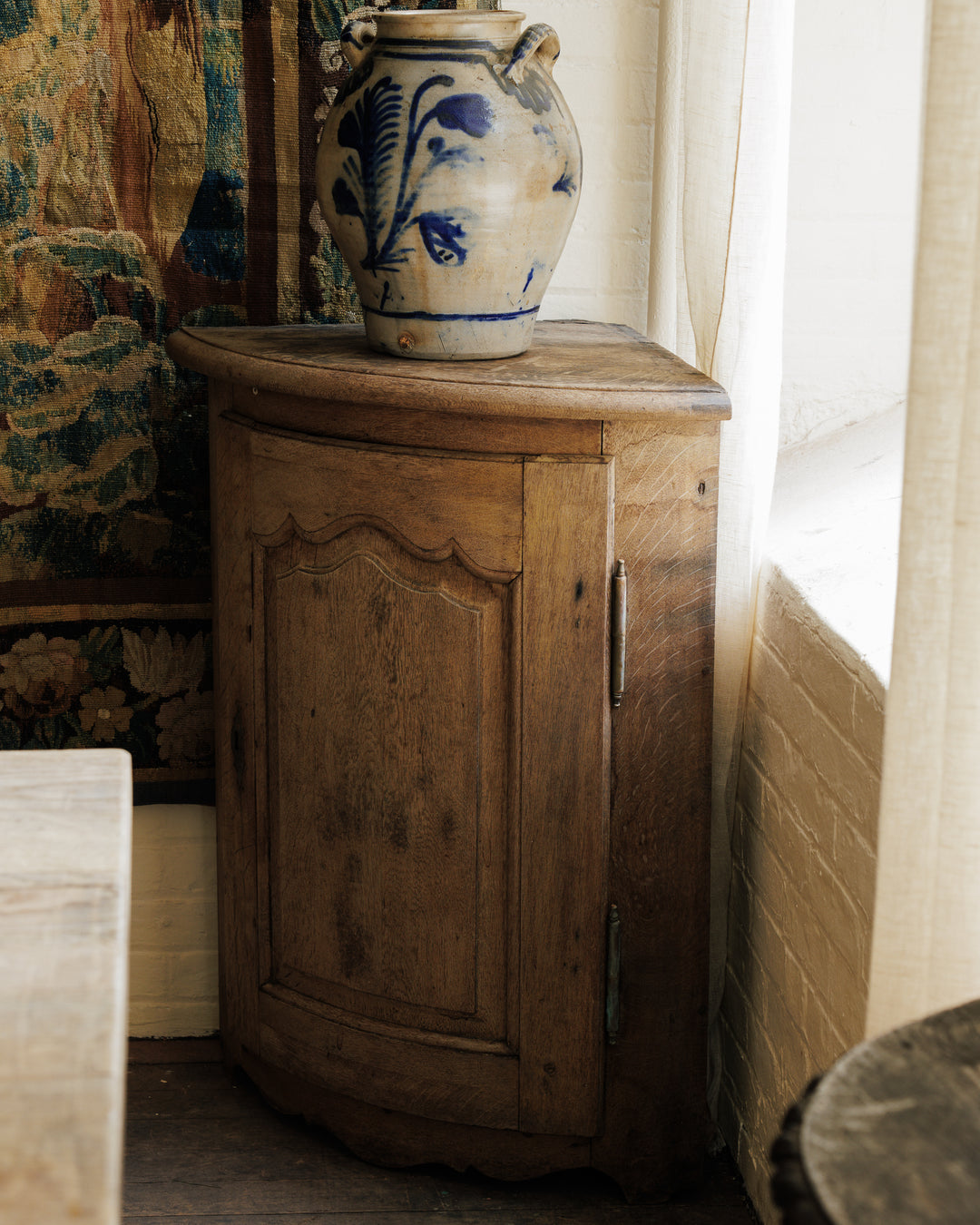 18th c. Oak Corner Cabinet
