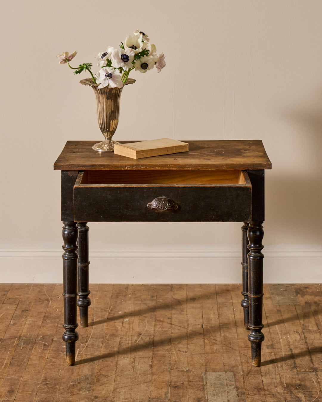 Petit French Side Table