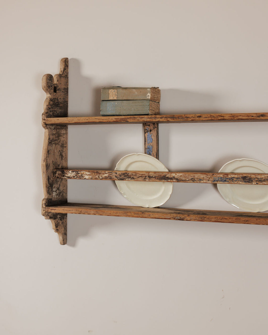 Catalonia Kitchen Shelf