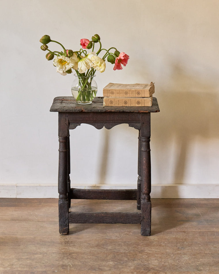 18th c. English Side Table
