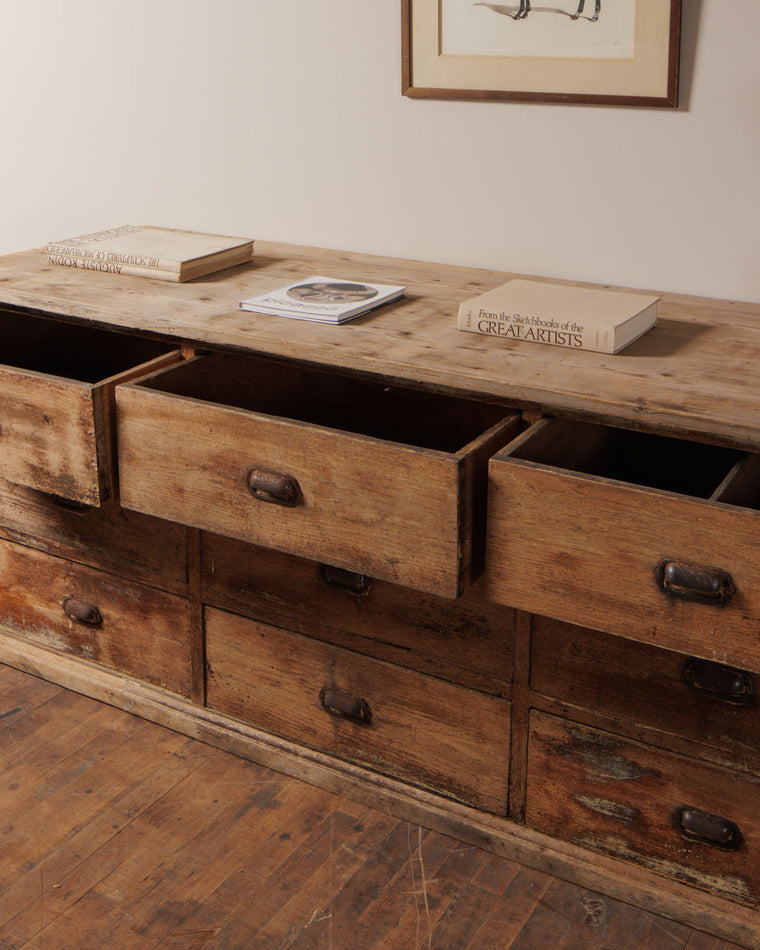 Apothecary Dresser