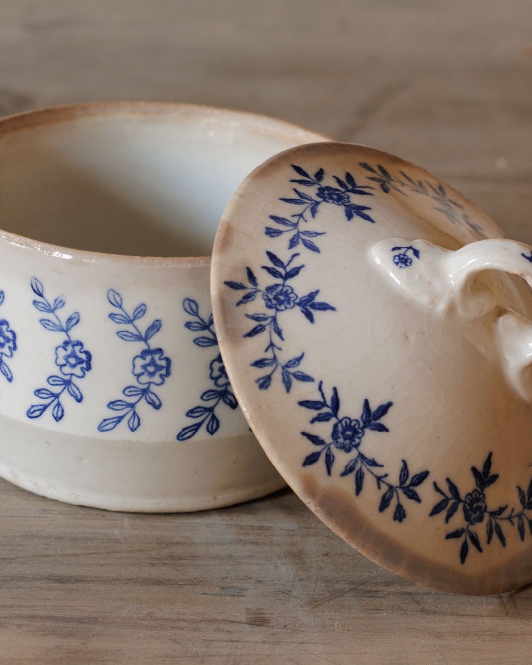 Saint Uze Tureen - II