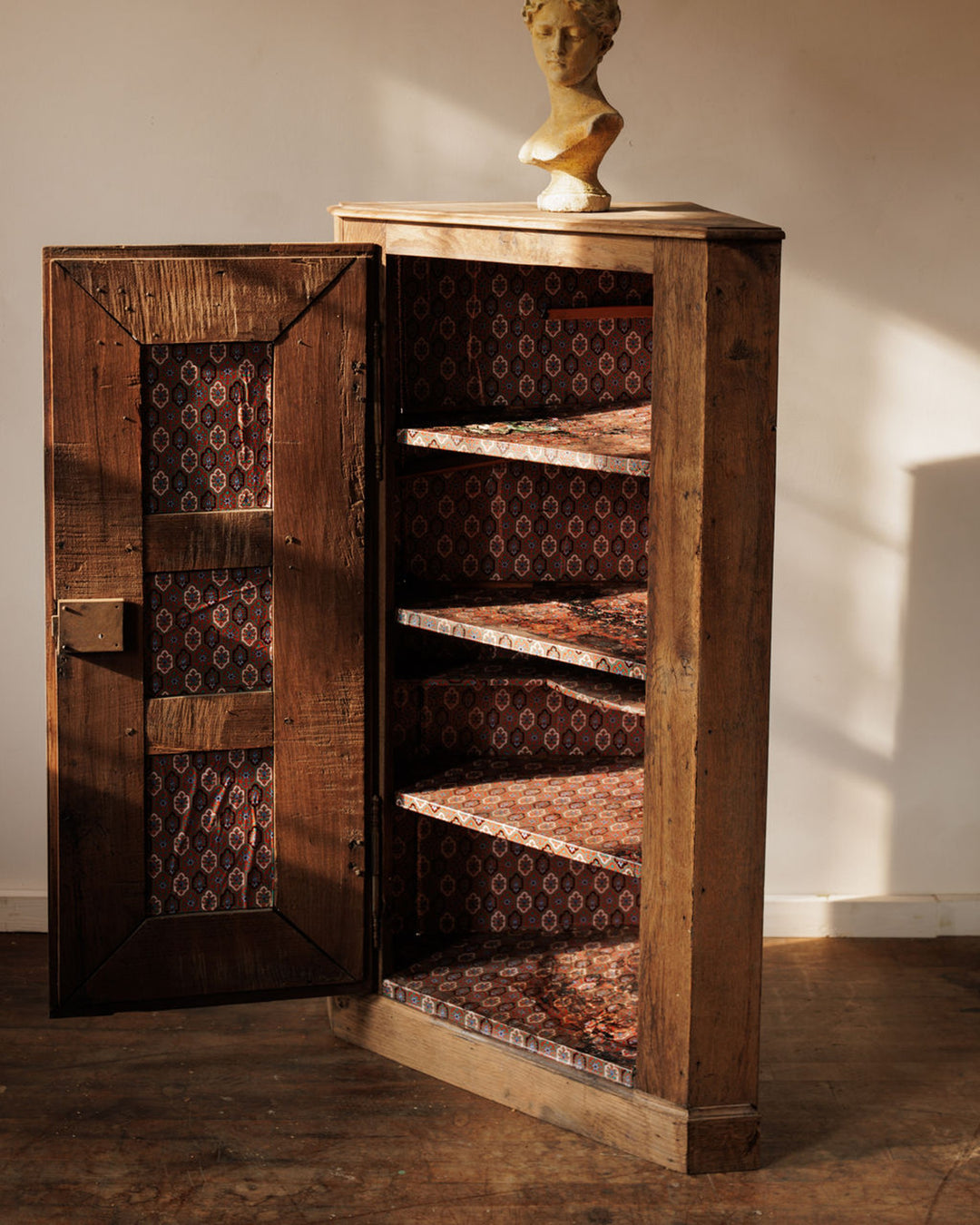 19th c. Corner Cabinet
