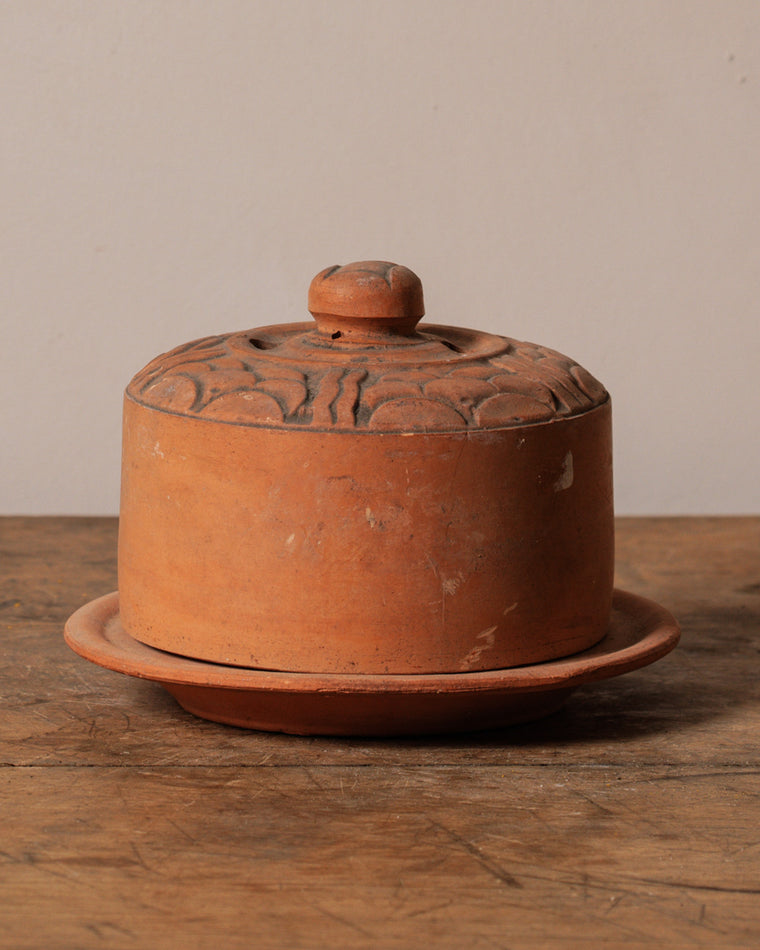 Le Butter Bell Scalloped