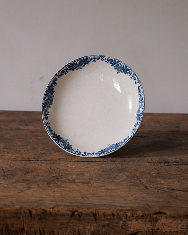 Pedestal Dish