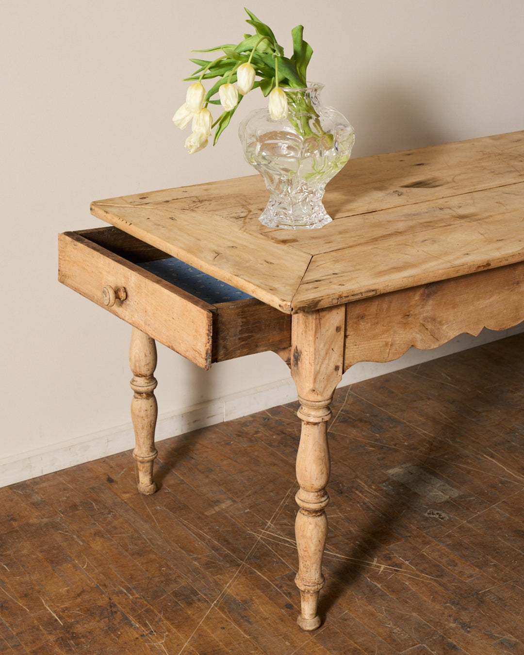 19th c. Scalloped Farm Table