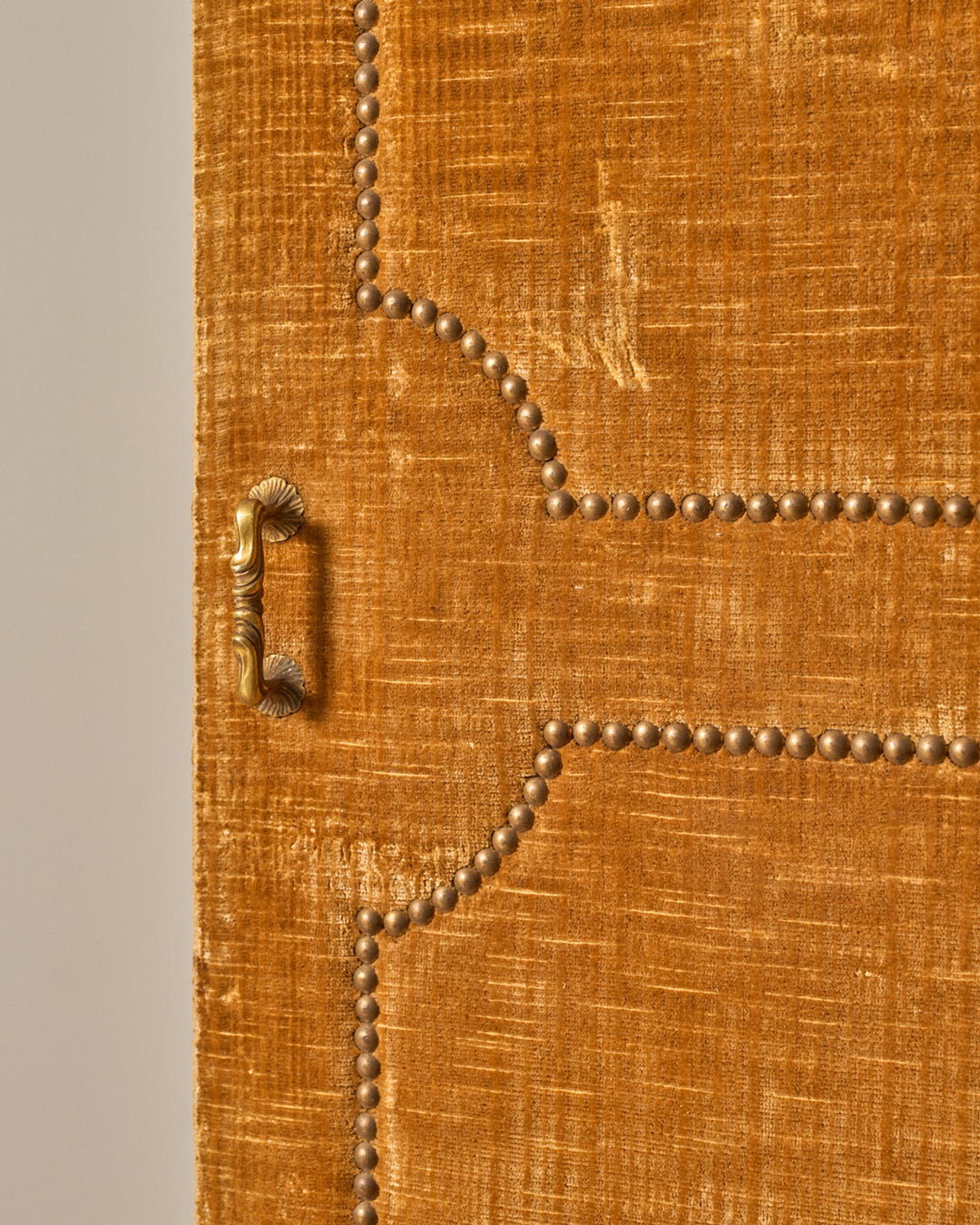 Antique Mustard Screen