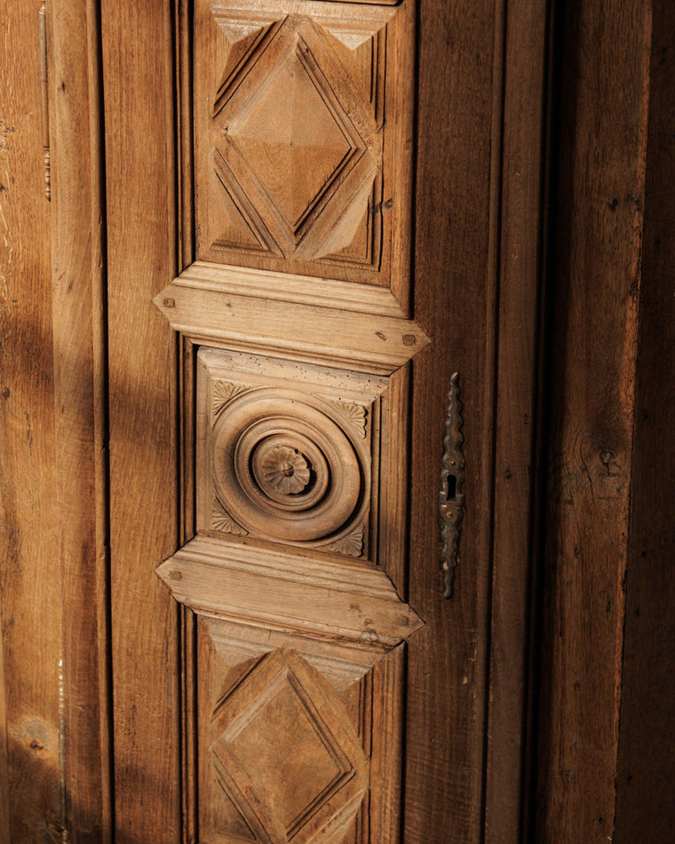 19th c. Corner Cabinet