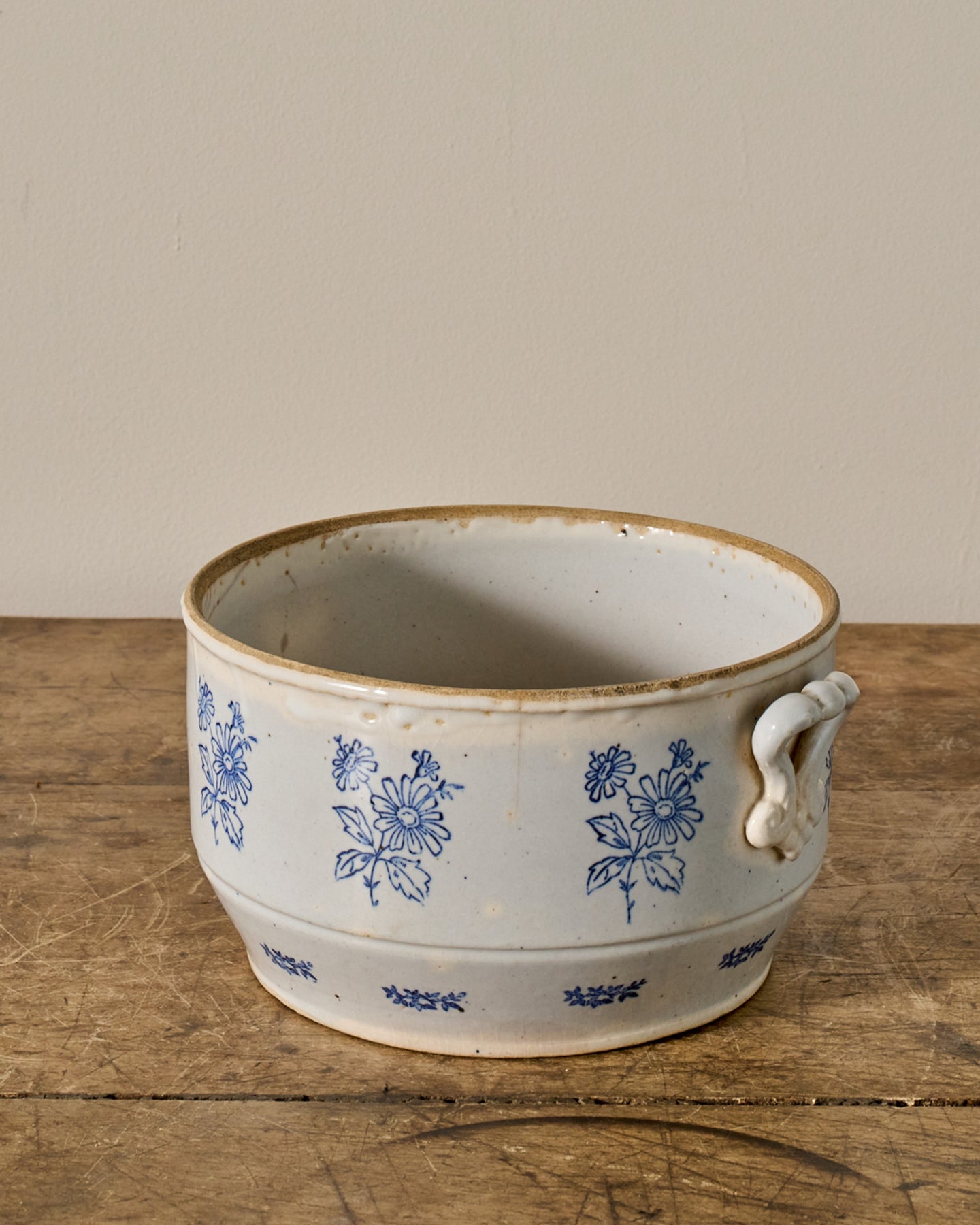 Saint Uze Tureen