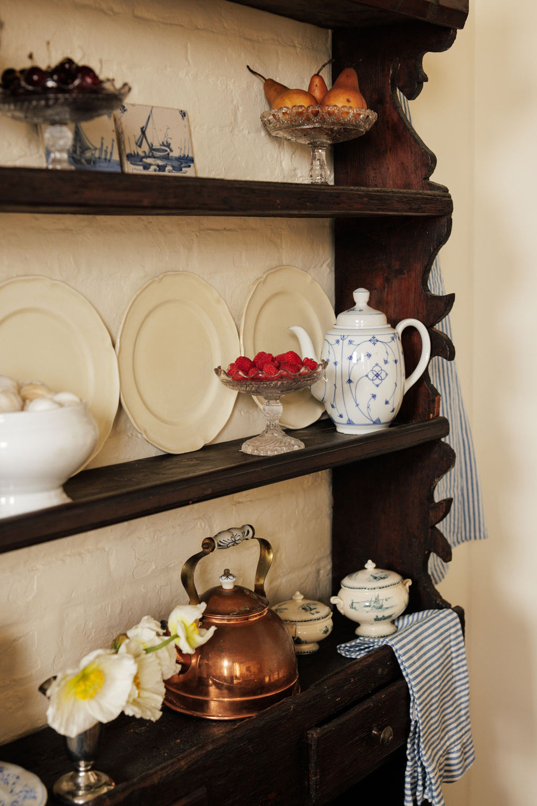 19th c. Italian Shelf