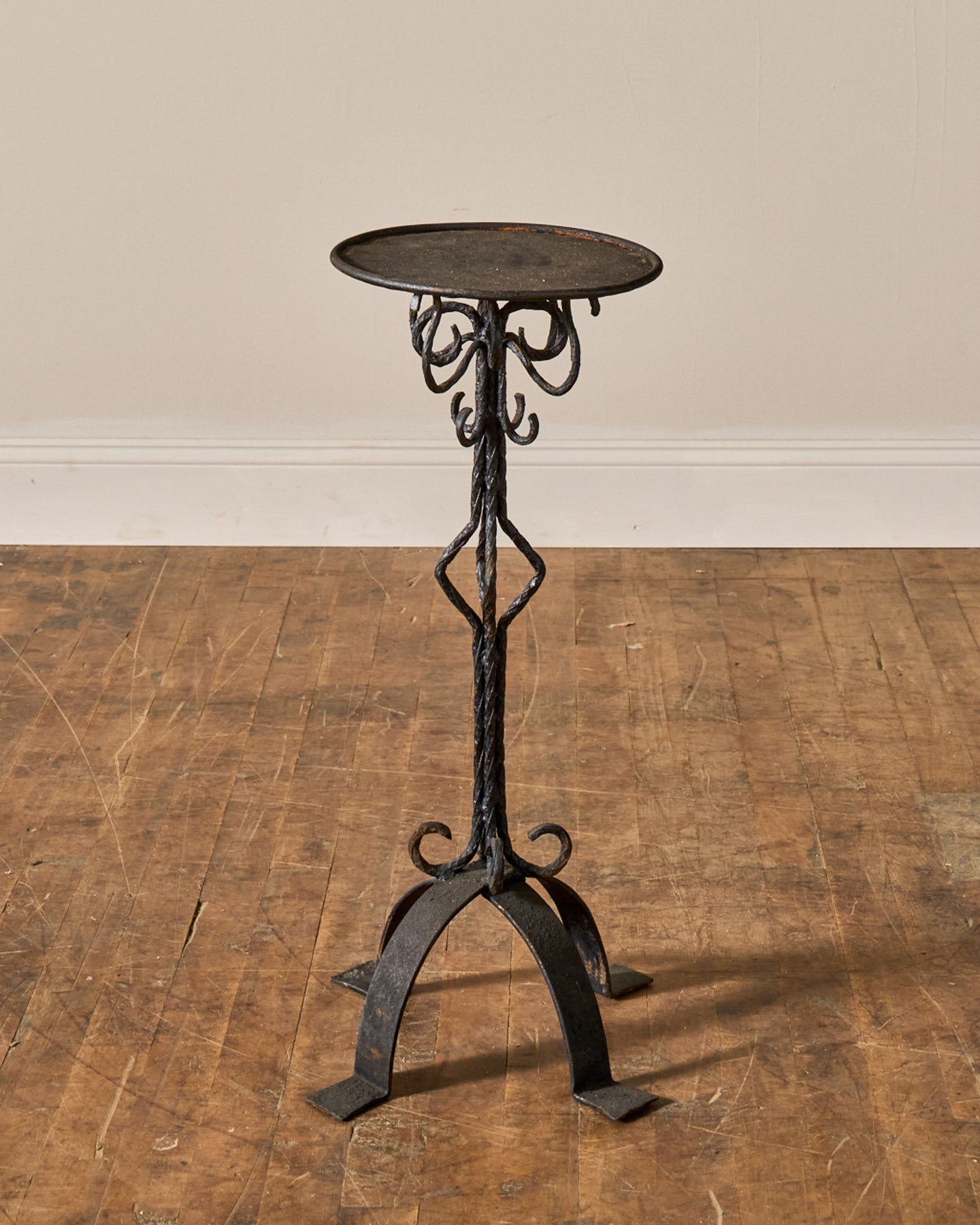 Spanish Martini Table