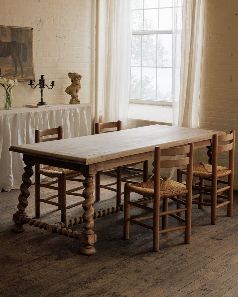 19th c. Oak Barley Dining Table