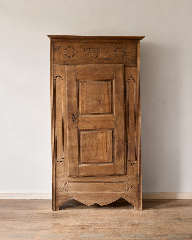 Cevennes Wedding Cupboard