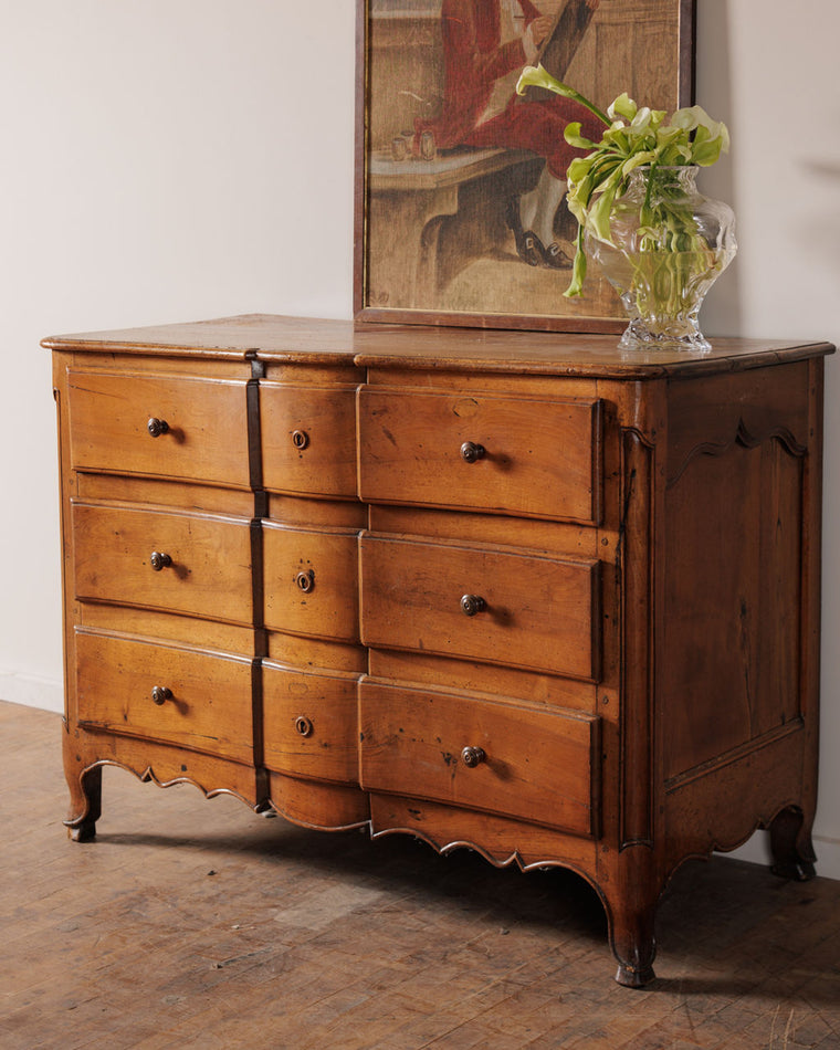 19th c. Dresser