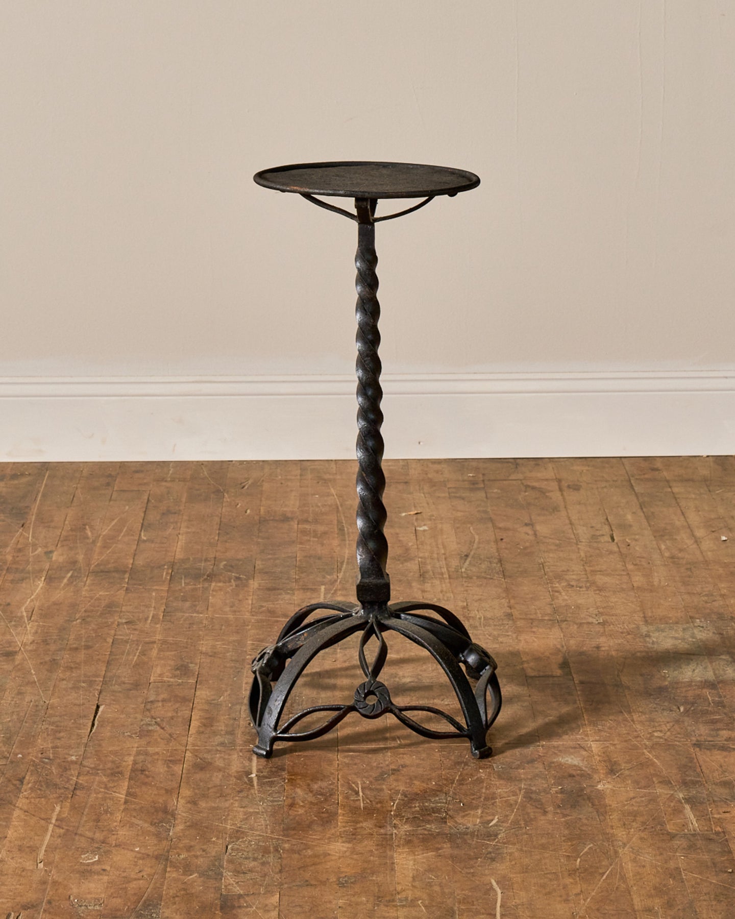 Spanish Martini Table