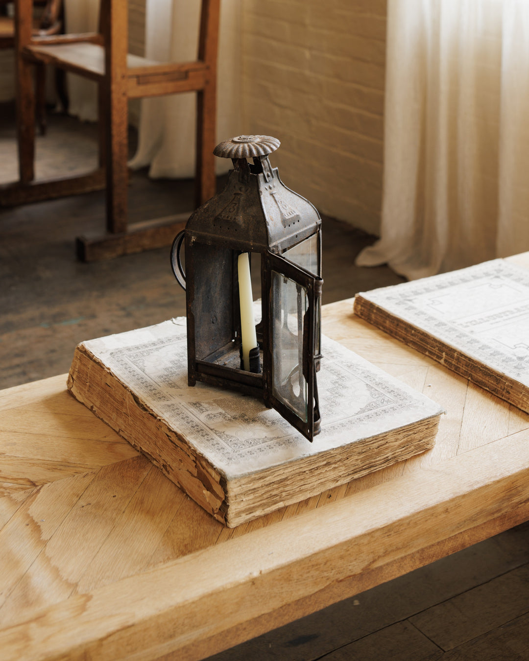 Rare Wolf Trap Lantern