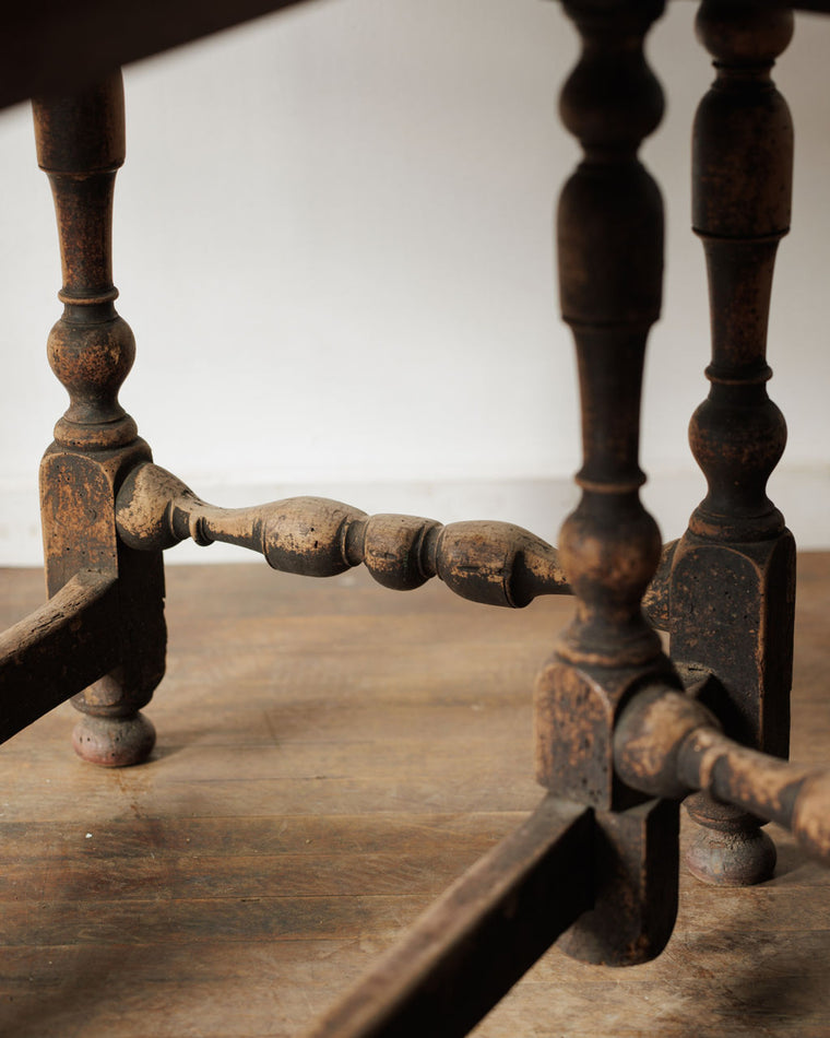 19th c. Gateleg Table
