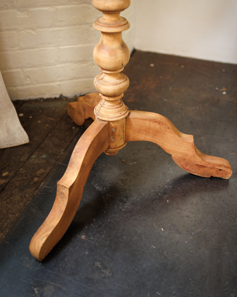 Chateau Pedestal Table